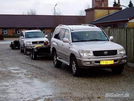 Toyota LandCruiser VX100>>SOLGT< - Min og min far´s på arbejde(Min forrest) billede 5