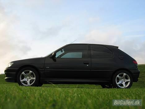 Peugeot (solgt) SorteSlyngel billede 4