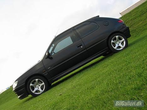 Peugeot (solgt) SorteSlyngel billede 5