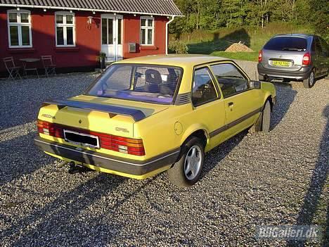 Opel Ascona C  "Den Gule Enke" - Trist .. billede 4