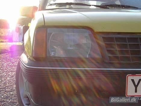 Opel Ascona C  "Den Gule Enke" - You lookin´ at ME ?! raaaauw ! billede 7
