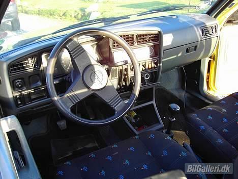 Opel Ascona C  "Den Gule Enke" - Nej da .. Mønster på sæderne og det hele ::)  billede 8
