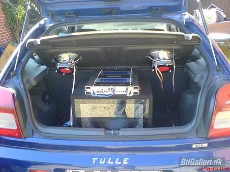 Mitsubishi Colt 1,3 GL (kørt i sænk) - anlægget spiller som en drøm  billede 7