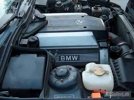 BMW 540i v8 solgt billede 14