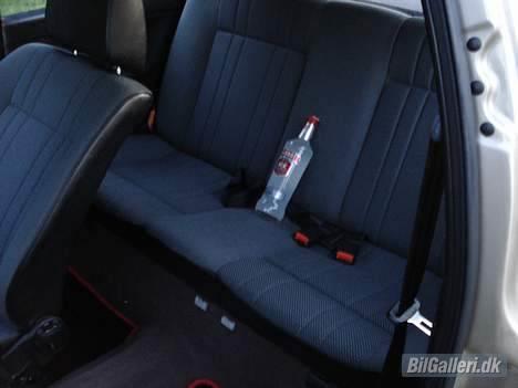 VW Golf2 Solgt - alkoholisme går jeg indenfor billede 7