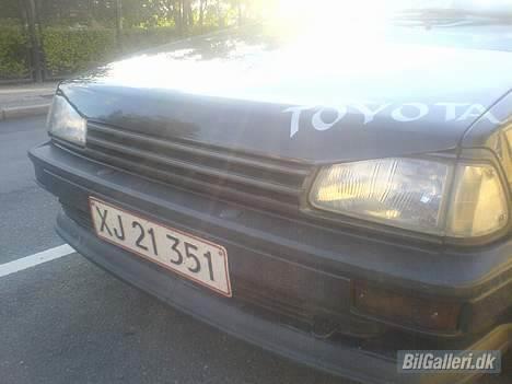 Toyota Starlet 1.3 S *SOLGT* - Bad-boy er lavet godt. Og så klæder det bilen meget ;). billede 7