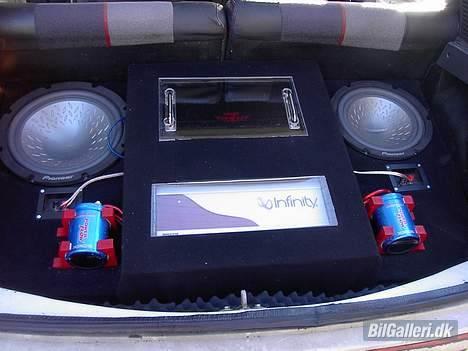 Peugeot 205 1.9 mi16 - lidt boom-boom billede 8