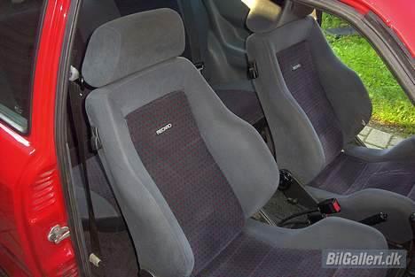 Ford Escort RS Turbo -Solgt- - Kabinen står meget godt i forhold til at den er 20 år gammel. billede 7