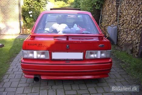 Ford Escort RS Turbo -Solgt- - Harry har, lige som i min 106´er, sin faste plads. billede 10