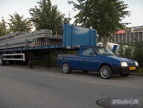 Skoda Favorit Pickup LX *død* billede 2