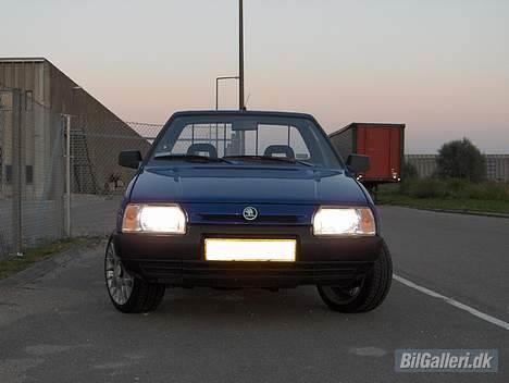 Skoda Favorit Pickup LX *død* billede 4