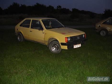 Opel Kadett D (SKROTTET) billede 7