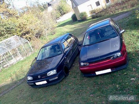 VW Golf 3  *SOLGT* - Lig et lille fælles foto af min dejlige kærestes lille Joker & min lille Clér billede 8