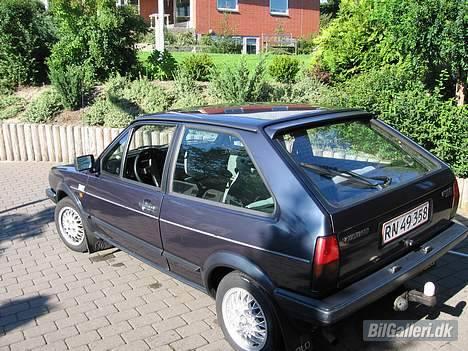 VW Polo coupe >SOLGT< billede 1