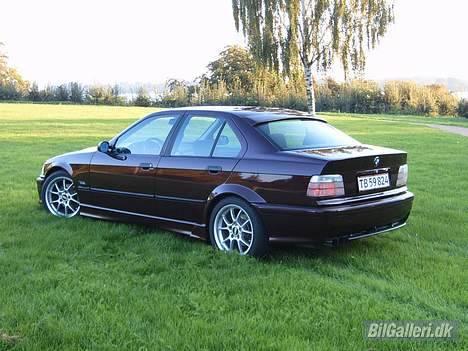 BMW E36 320i (solgt) billede 10