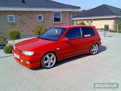 Nissan Sunny SOLGT :( billede 1