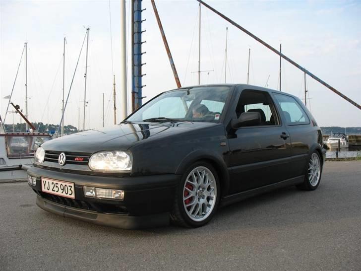 VW Golf 3 2,0 GTI 16V Jubii - En tur på havnen billede 15