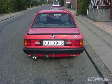 BMW 324TD (SOLGT) billede 2
