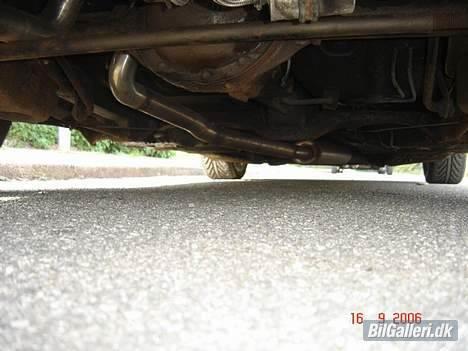 Opel Manta B 2.0 - Samlinger er svejst sammen, synet og godkendt - knækker sammen ved sammenstød.. billede 8