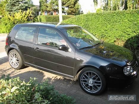 VW Golf IV GTI SOLGT - Mine "nye" fælge billede 11