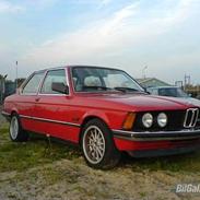 BMW 323I E21