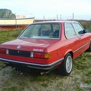 BMW 323I E21