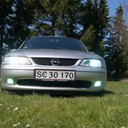 Opel Vectra b  (SOLGT)