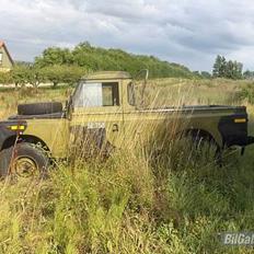 Land Rover 109