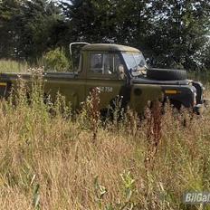 Land Rover 109