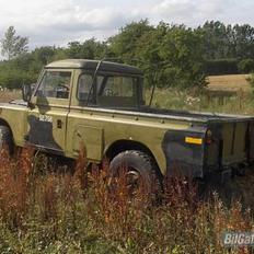 Land Rover 109