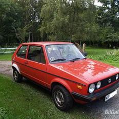 VW Golf 1 - Solgt