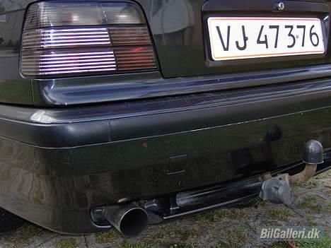 BMW 320i  24V  (Solgt) billede 6