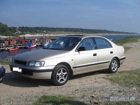 Toyota Carina E - [SOLGT] billede 3