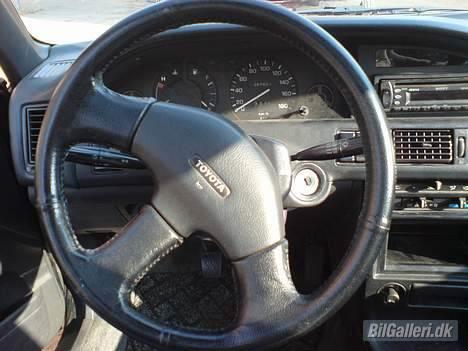 Toyota corolla 2,0D xl (solgt) billede 4