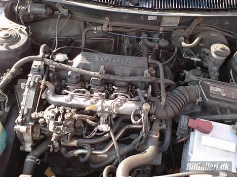 Toyota corolla 2,0D xl (solgt) billede 7