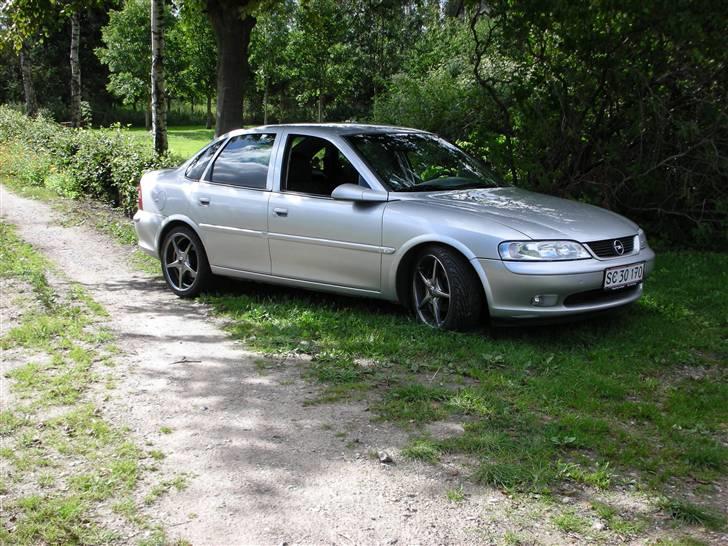 Opel Vectra b  (SOLGT) billede 4