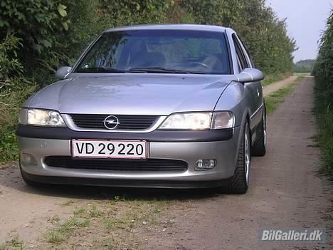 Opel Vectra B - SOLGT billede 9