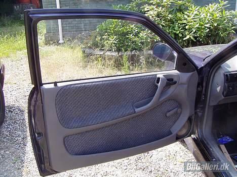 Opel Astra F solgt  - Før bedstefar betræk look billede 9