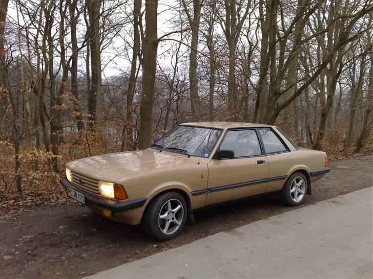 Ford Taunus Savoy  - Ved Slagelse lystskov billede 14