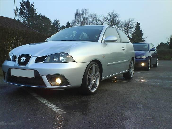 Seat Ibiza 1,4 16v (Cupra) solgt - sammen med min bror´s ibiza FR billede 19