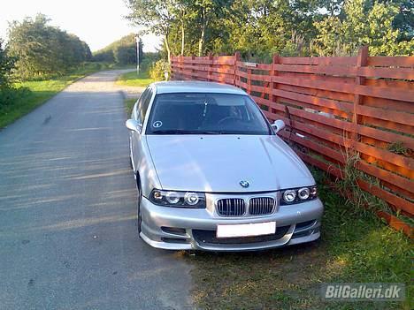 BMW e36 318i  SOLGT billede 14