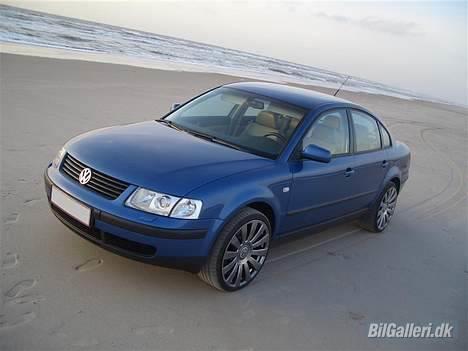VW Passat 3B TDI TOTALSKADET billede 1