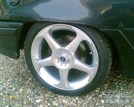 Opel Kadett gsi 16v solgt :( - Nye banditter :) billede 3