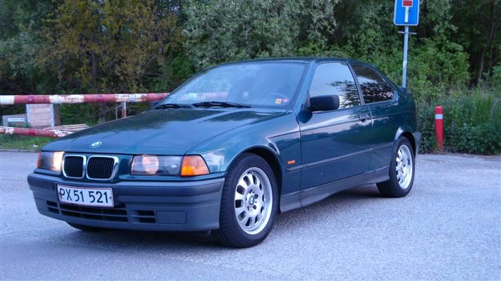 BMW E36 Compact 316i AUT billede 1