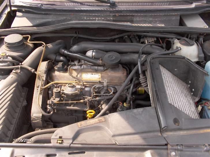 VW 1,9 GTD Fire And Ice - gammel orginal sb motor. defekt stempel og pumpe billede 12