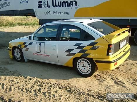 Opel Kadett E GSI *Solgt* billede 10