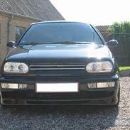 VW VW Golf 1,8 *SOLGT*