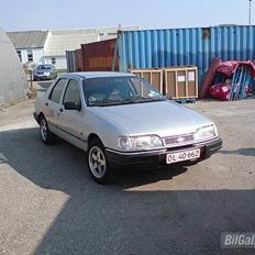 Ford Sierra 2,0 i -SOLGT-