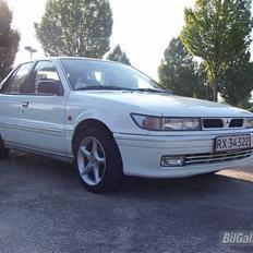 Mitsubishi Lancer GLXi SOLGT