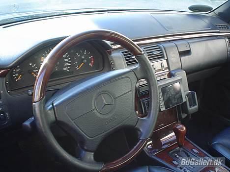 Mercedes Benz 290E billede 3